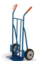 Variofit Sackkarre, Tragl. 250kg, Schaufel BxT 480x147mm, Stahl, RAL5010, Vollgummi-Bereifung 12 Variofit Sackkarre, Tragl. 250kg, Schaufel BxT 480x147mm, Stahl, RAL5010, Vollgummi-Bereifung -Vago-tools-Geschäft b13f1dc6 e228 4db4 a767 ee8417f964ee